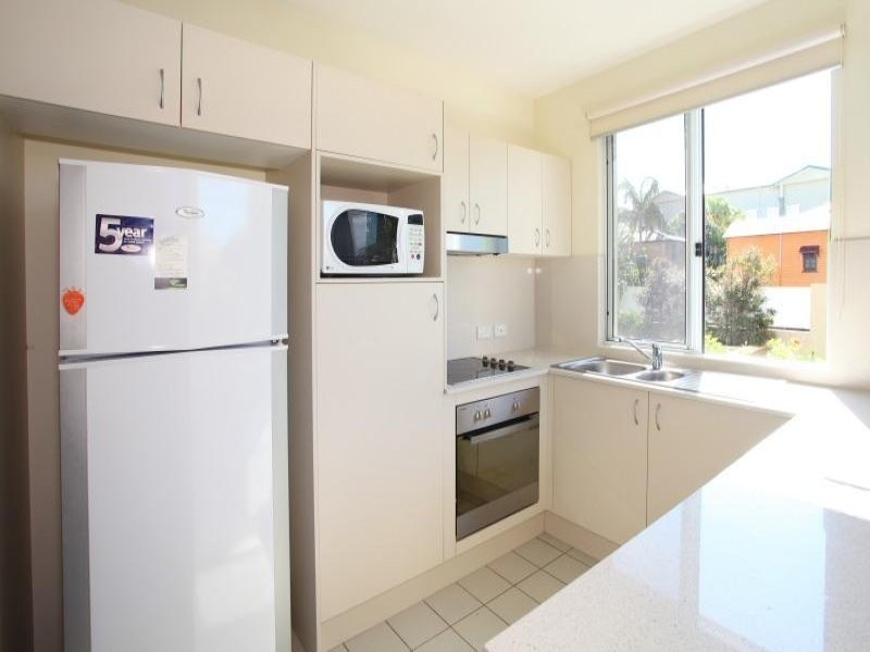 1/6 Rose Street, Southport QLD 4215