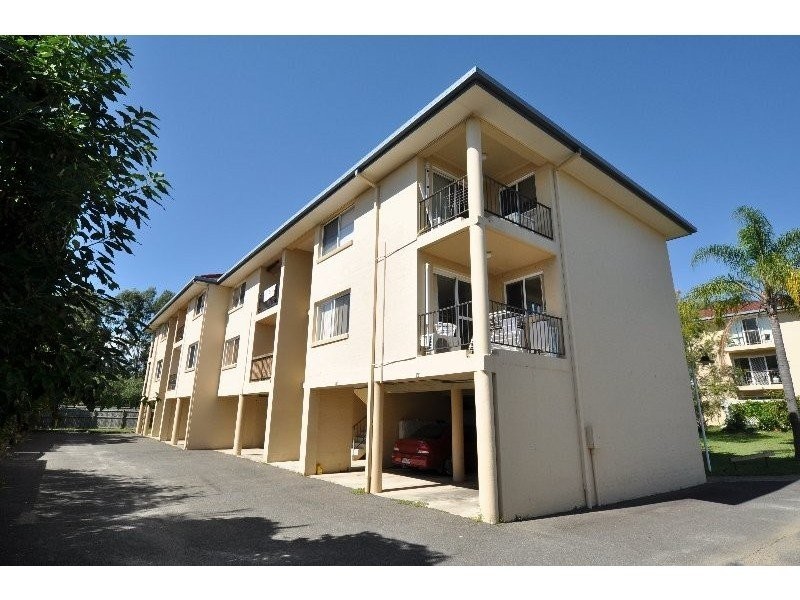 36/13 Brown Street, Labrador QLD 4215