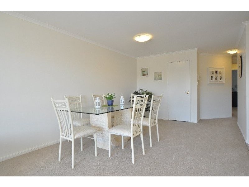 11/14 Jennifer Avenue, Runaway Bay QLD 4216