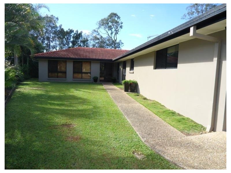 7 Heywood Place, Helensvale QLD 4212