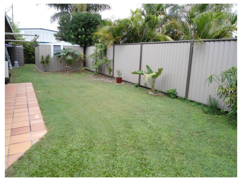 34 Thrush Avenue, Paradise Point QLD 4216