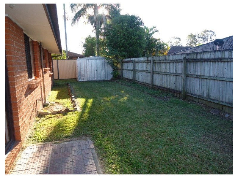 2/3 Elm Court, Labrador QLD 4215