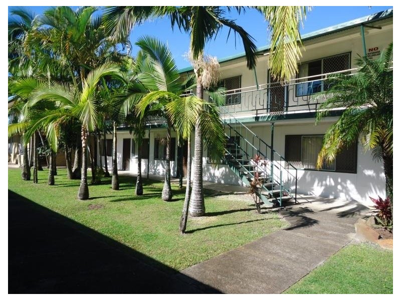 5/33 Ahern Street, Labrador QLD 4215