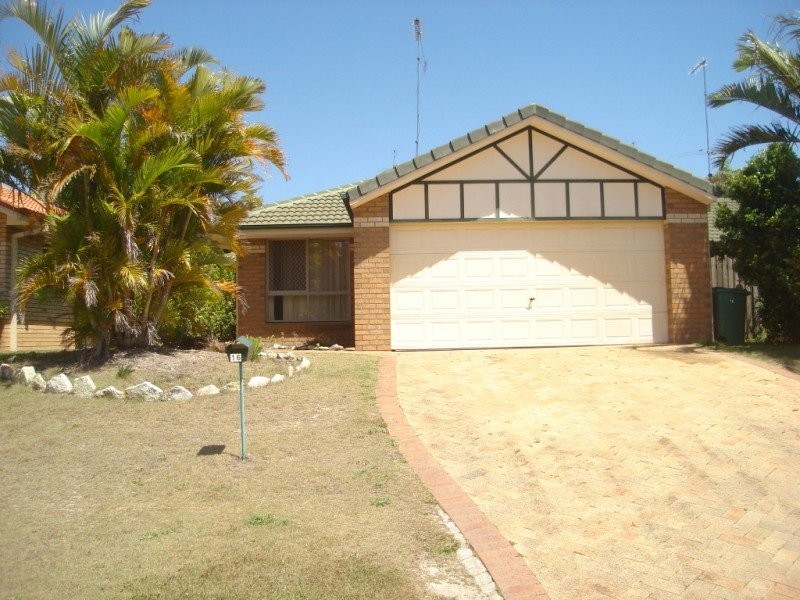 16 Strathalbyn Court, Parkwood QLD 4214