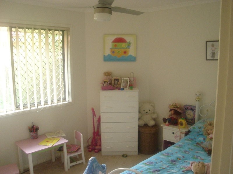 16 Strathalbyn Court, Parkwood QLD 4214