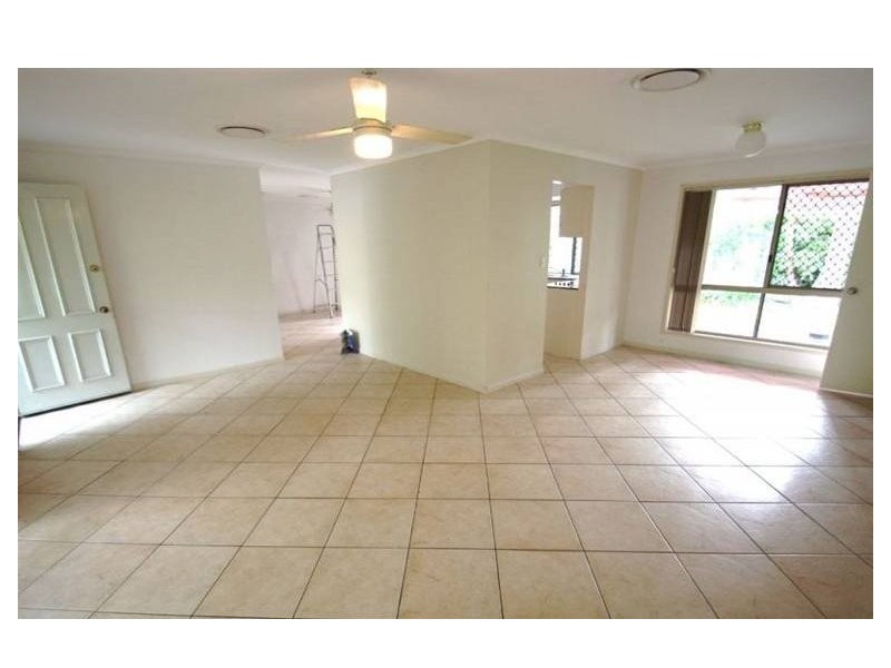 119 Mildura Drive, Helensvale QLD 4212