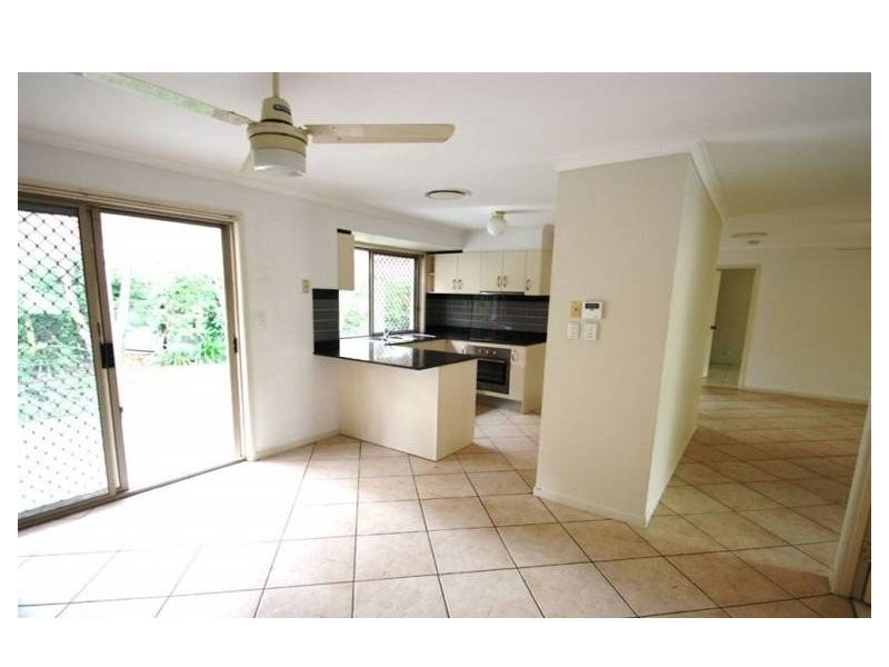 119 Mildura Drive, Helensvale QLD 4212