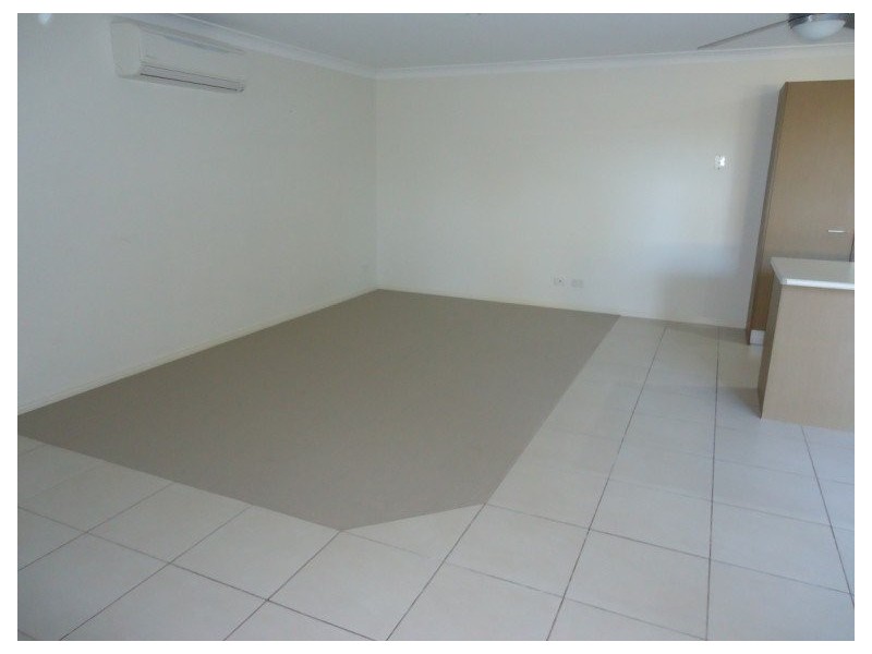 2/18 Pecan Drive, Upper Coomera QLD 4209