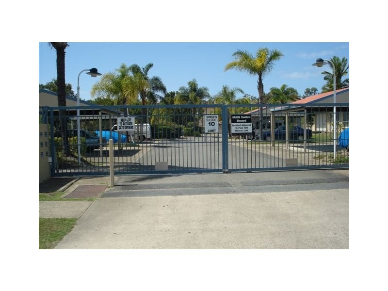 41/13 Brown Street, Labrador QLD 4215