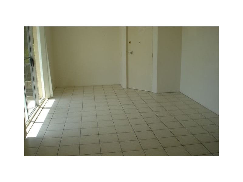 41/13 Brown Street, Labrador QLD 4215