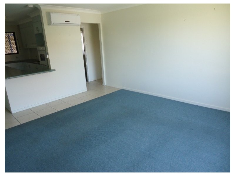 4/73 Bayview Street, Runaway Bay QLD 4216