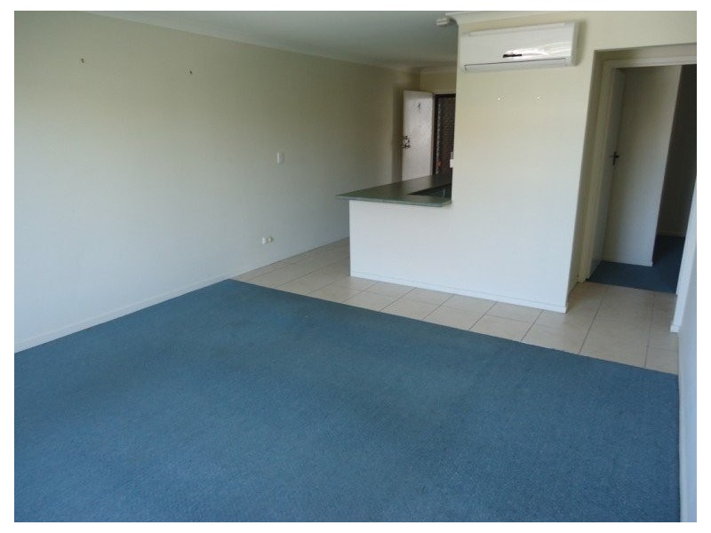 4/73 Bayview Street, Runaway Bay QLD 4216