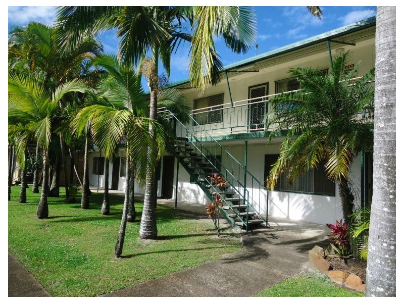 9/33 Ahern Street, Labrador QLD 4215