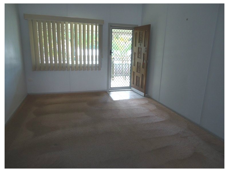 9/33 Ahern Street, Labrador QLD 4215