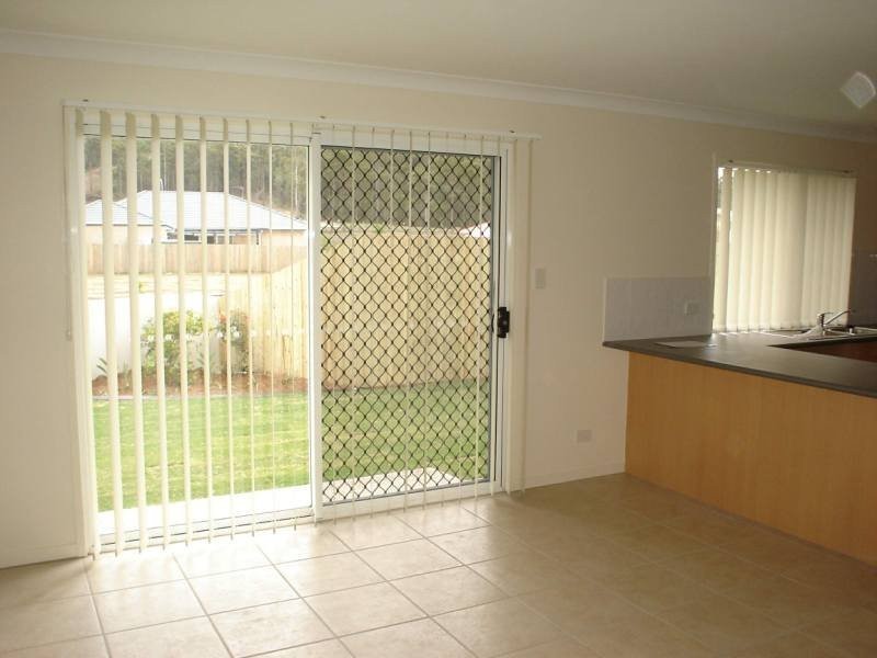 2/23 Denton Street, Upper Coomera QLD 4209