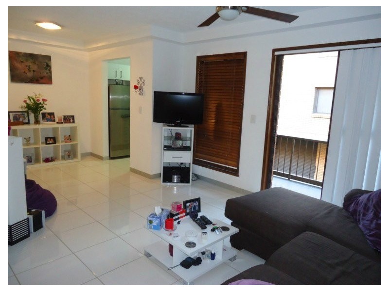 2/14 Brighton Street, Biggera Waters QLD 4216