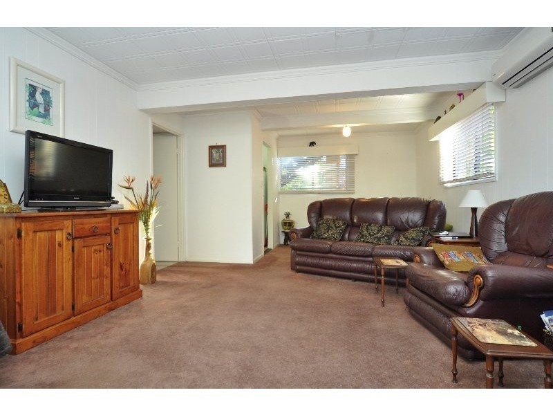 66 Hollywell Road, Biggera Waters QLD 4216