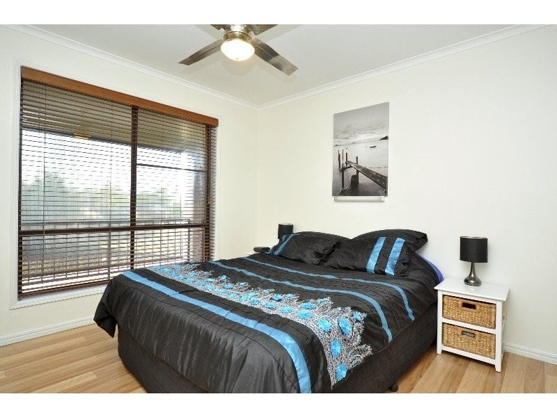 66 Hollywell Road, Biggera Waters QLD 4216