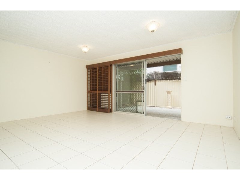 1/17 Teal Avenue, Paradise Point QLD 4216