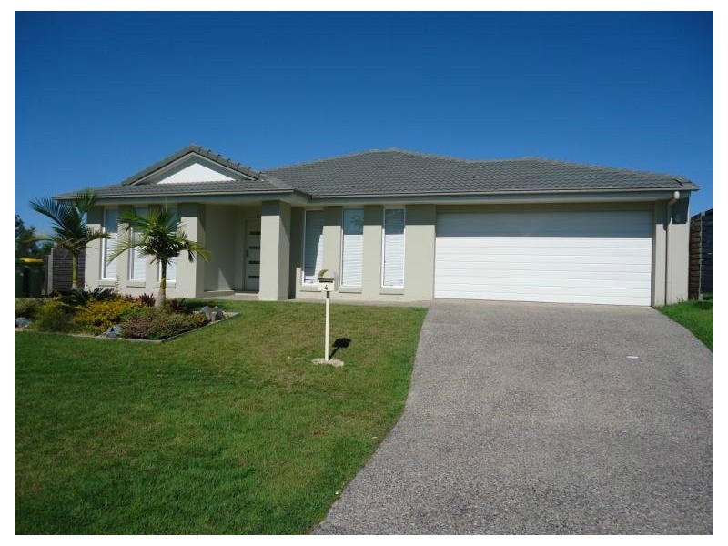 4 Arcadia Boulevarde, Pimpama QLD 4209