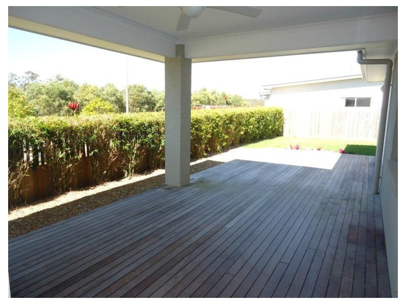 4 Arcadia Boulevarde, Pimpama QLD 4209