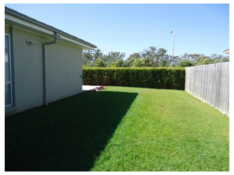 4 Arcadia Boulevarde, Pimpama QLD 4209