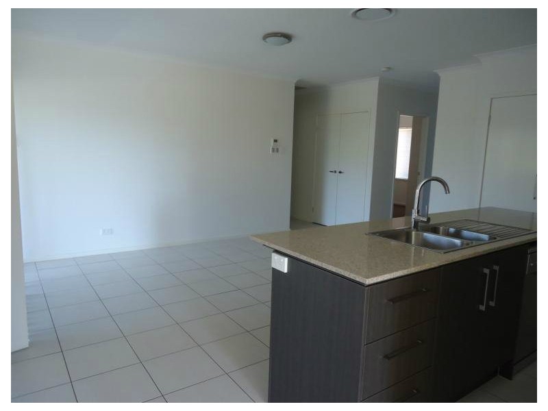 4 Arcadia Boulevarde, Pimpama QLD 4209