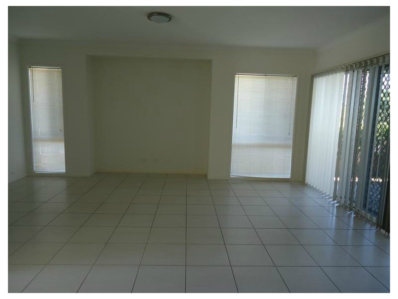 4 Arcadia Boulevarde, Pimpama QLD 4209