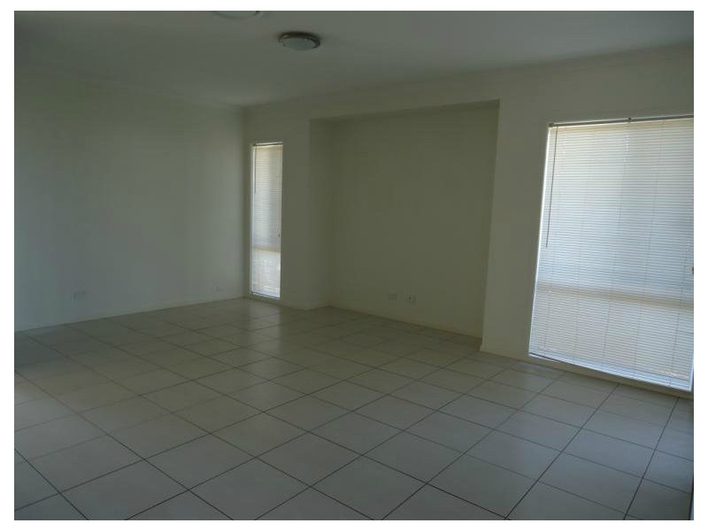 4 Arcadia Boulevarde, Pimpama QLD 4209