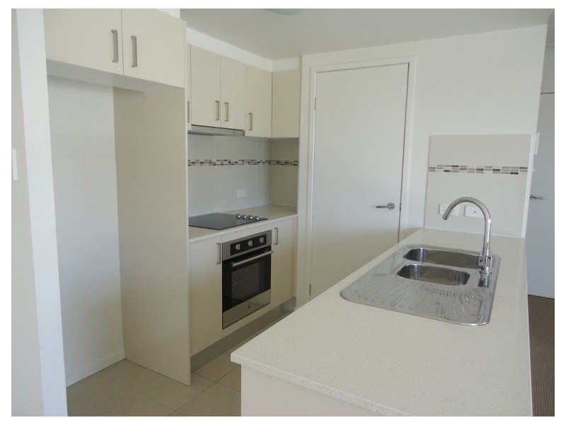 8/3 Brighton Street, Biggera Waters QLD 4216