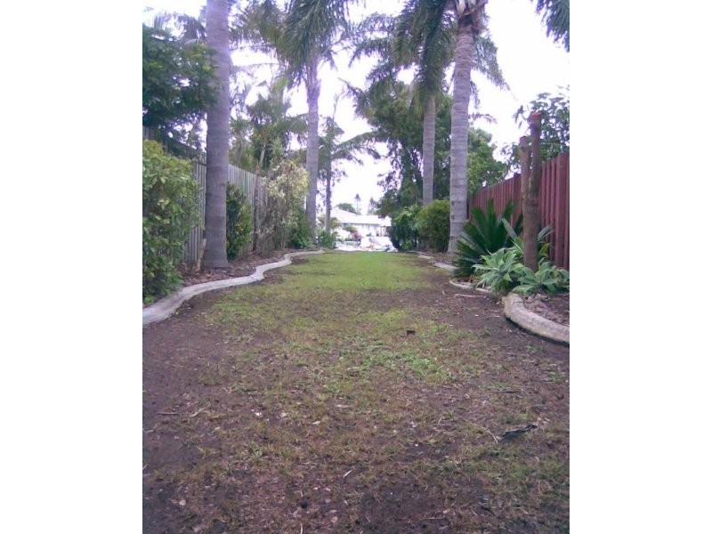 11 Tradewinds Avenue, Helensvale QLD 4212