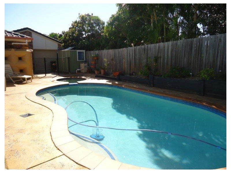 44 Wintergreen Drive, Parkwood QLD 4214