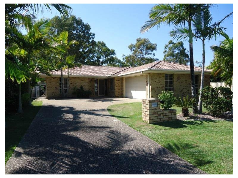 15 Anchorage Way, Biggera Waters QLD 4216