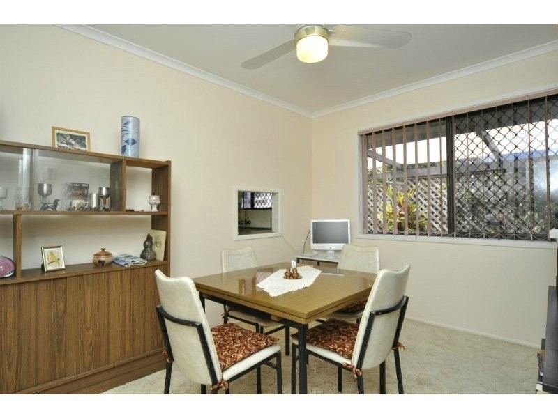 1/13 Errol Avenue, Paradise Point QLD 4216