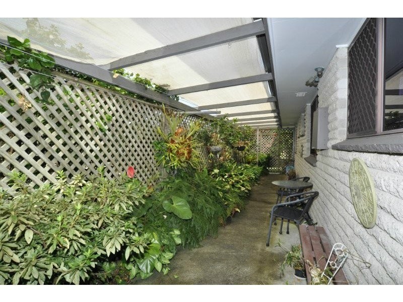 1/13 Errol Avenue, Paradise Point QLD 4216