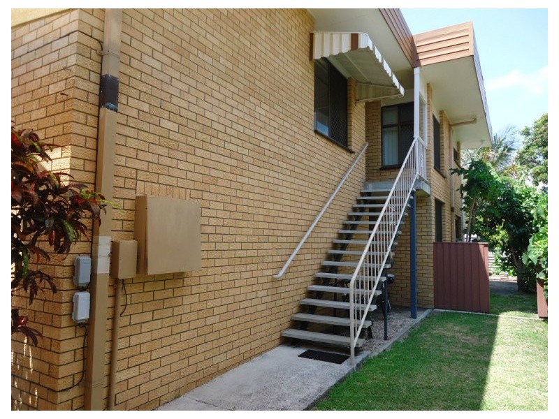 2/12 Howard Street, Runaway Bay QLD 4216