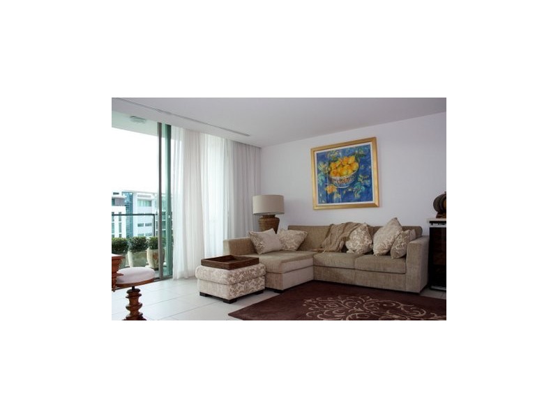 29505 Ephraim Island, Paradise Point QLD 4216