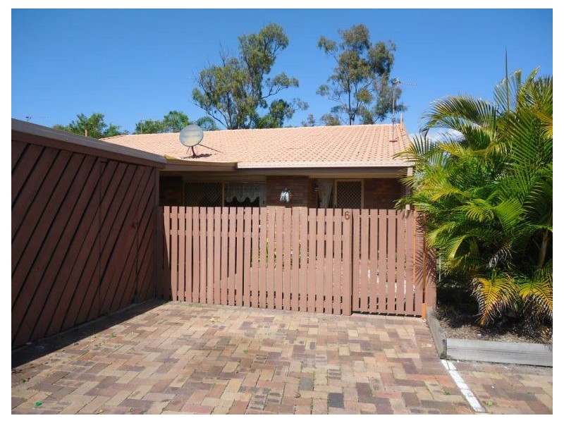 6/81 Olsen Avenue, Labrador QLD 4215