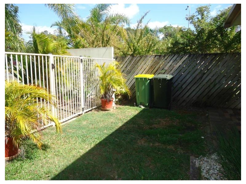 6/81 Olsen Avenue, Labrador QLD 4215