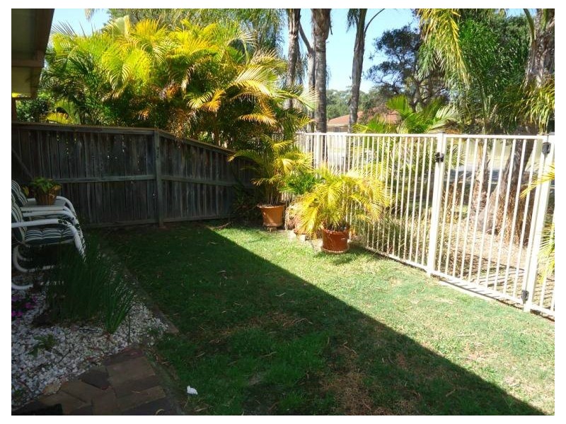 6/81 Olsen Avenue, Labrador QLD 4215