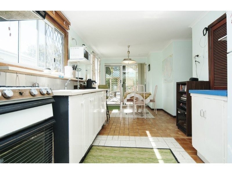 73 Worendo Street, Southport QLD 4215