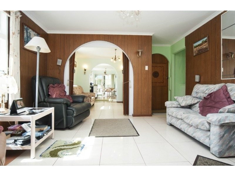 73 Worendo Street, Southport QLD 4215