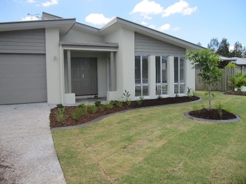 6 Lillypilly Court, Helensvale QLD 4212