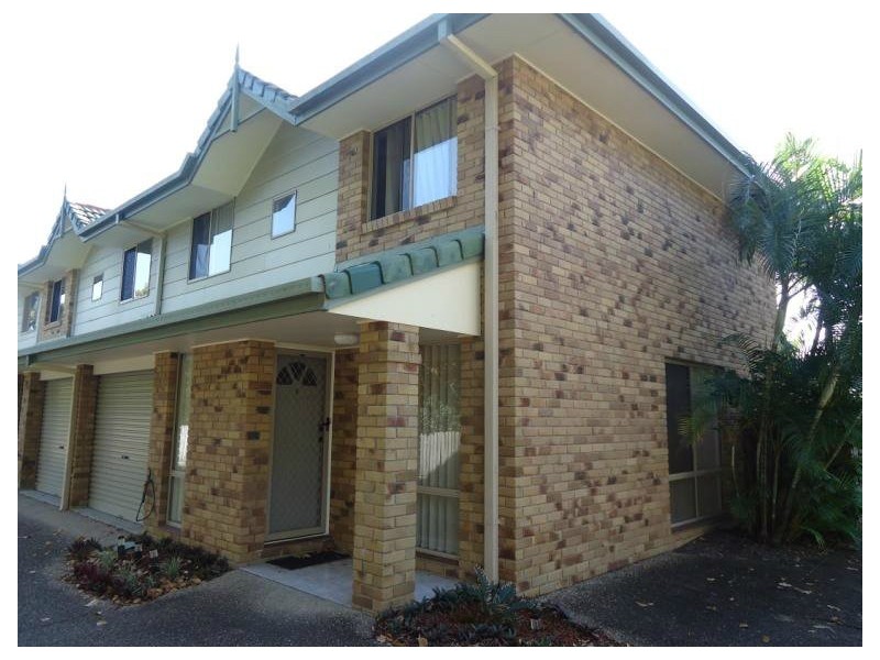 3/12 Gordon Street, Labrador QLD 4215