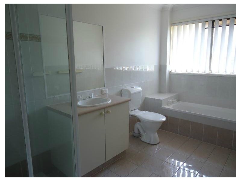 3/12 Gordon Street, Labrador QLD 4215