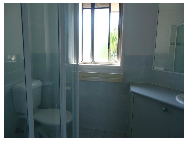 3/12 Gordon Street, Labrador QLD 4215