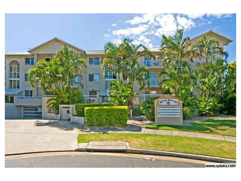 3/20 Canal Avenue, Runaway Bay QLD 4216