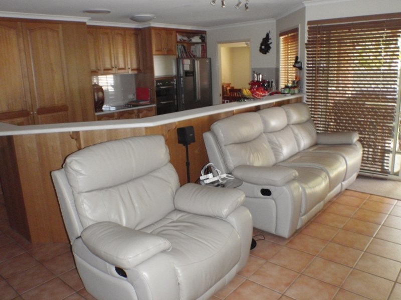 11 Crenshaw Court, Parkwood QLD 4214