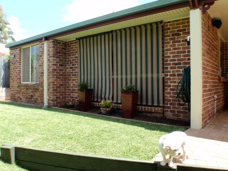 11 Crenshaw Court, Parkwood QLD 4214