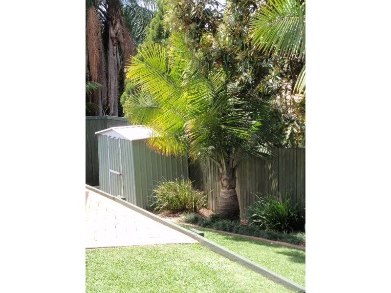 11 Crenshaw Court, Parkwood QLD 4214